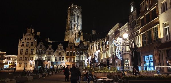 Mechelen town square